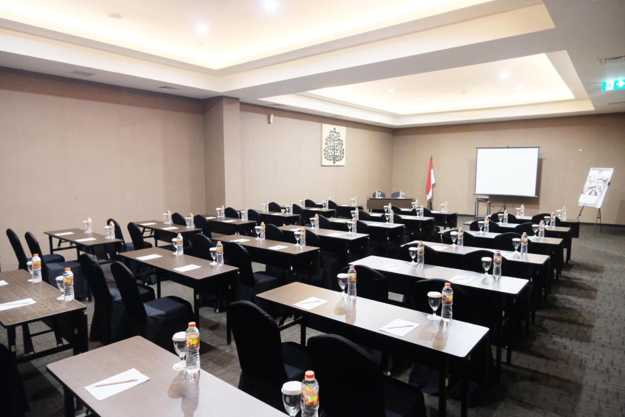 Malioboro Prime Hotel Yogyakarta Extérieur photo